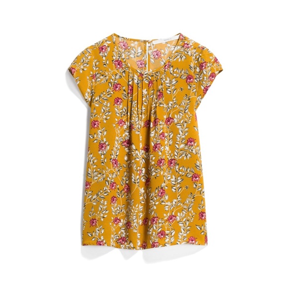 Tops - Callum Tulip Sleeve Blouse